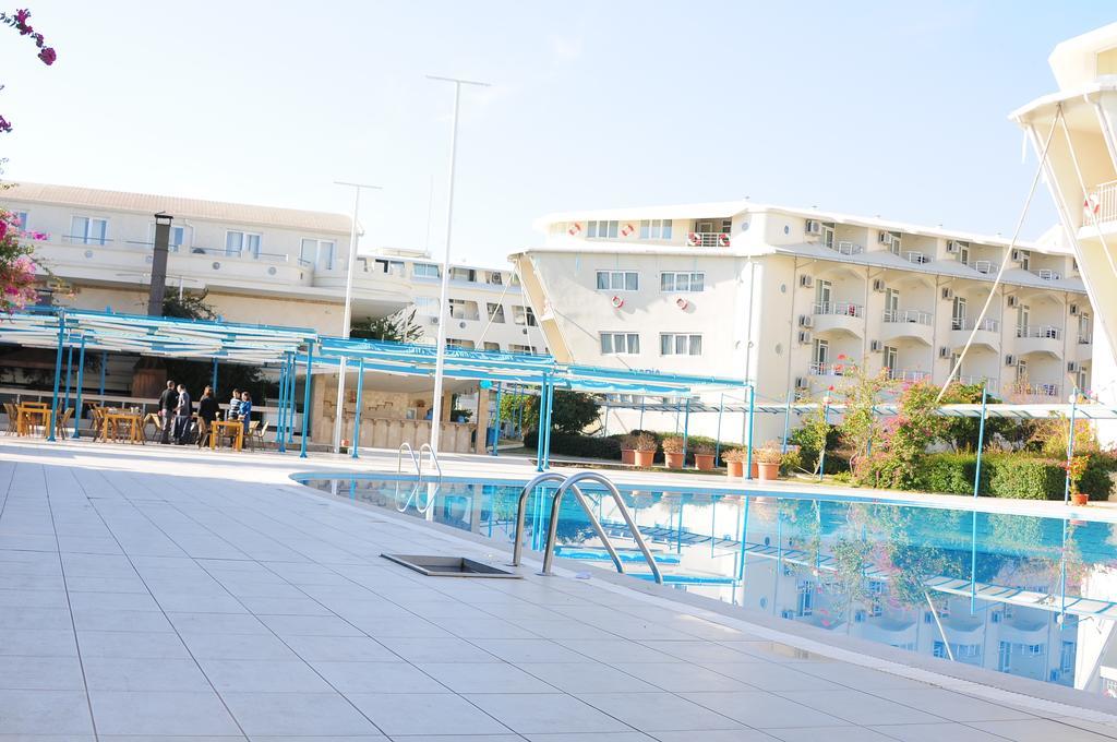 קמר Daima Resort Hotel מראה חיצוני תמונה